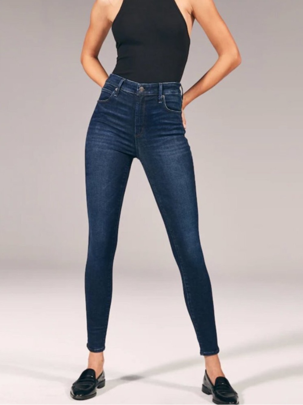 Abercrombie & Fitch The Skinny High Rise Dark Wash Jeans | Size 0